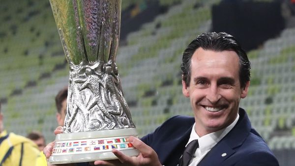 Unai Emery completa su póker de títulos en Europa League