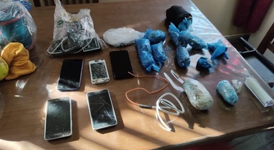 Incautan dinamita en gel, drogas y armas blancas de la cárcel de Concepción