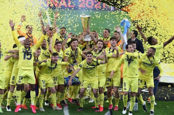 Villarreal vence en penales y conquista la Europa League