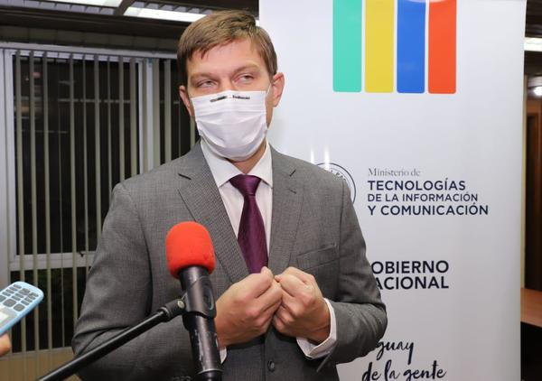 Mitic redoblará esfuerzos para mejorar política de comunicacional del Gobierno - El Trueno