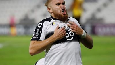 Isidro Pitta acalla la boca de sus críticos en Olimpia