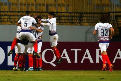 San Lorenzo golea a Huachipato y acaba con su ilusión copera - Fútbol Internacional - ABC Color