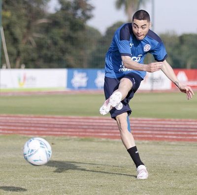 “Ingleses” se suman a la plantilla - Fútbol - ABC Color