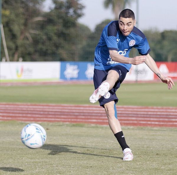“Ingleses” se suman a la plantilla - Fútbol - ABC Color