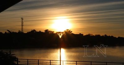 La Nación / Continúa el ambiente fresco a cálido durante este jueves