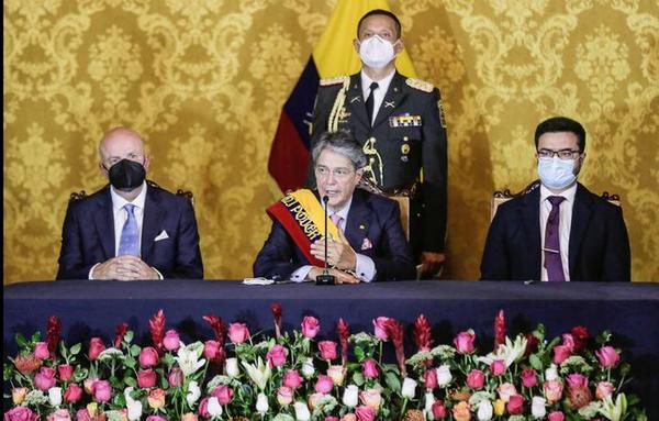 “Ley mordaza” será derogada en Ecuador, prometió Lasso