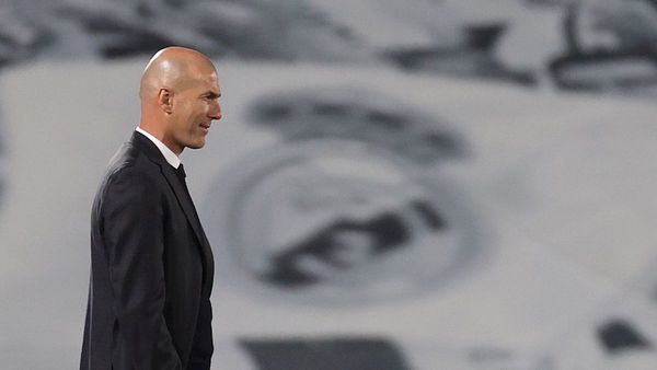 Zinedine Zidane deja el banco del Real Madrid