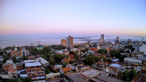 AMBIENTE CÁLIDO PARA HOY JUEVES