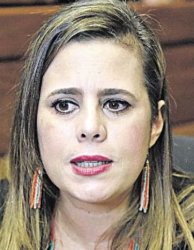 Kattya: argumentos de Itaipú para evitar auditoría son “falaces” y no tienen correspondencia con la Constitución - Nacionales - ABC Color