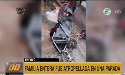 Familia entera fue atropellada en parada de ómnibus