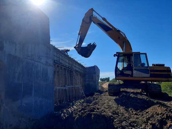 Construcción de puentes en la Región Oriental beneficiará a 10.000 pobladores | .::Agencia IP::.