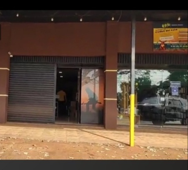 Asaltan local dedicado a la caza y pesca en CDE