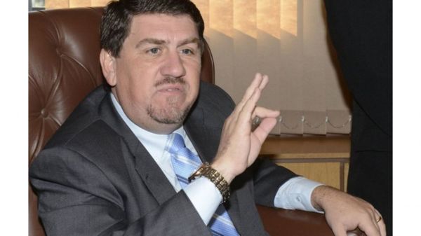 Trituran a Blas Llano en el Senado - El Trueno