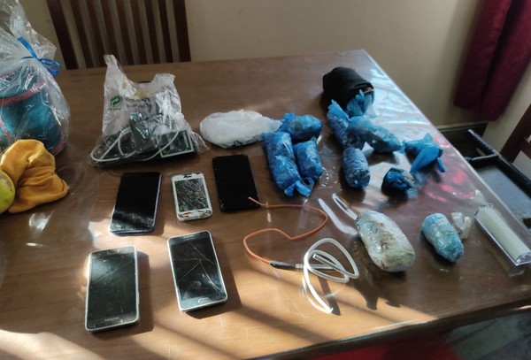 Incautan varios objetos durante requisa en penitenciaría | Radio Regional 660 AM