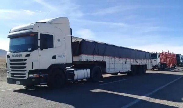 Diario HOY | Camioneros reclaman incumplimiento de pactos y vuelven a manifestarse