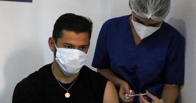 Vacunación anticovid: jugadores de la Albirroja recibieron primera dosis