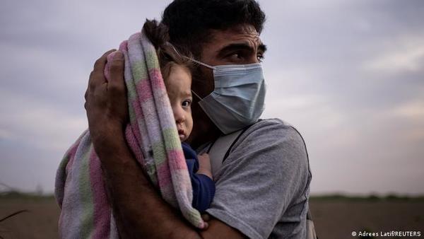 El mundo olvida a desplazados hondureños y venezolanos
