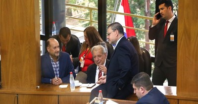 La Nación / Abdo, sin fuerza política en el Senado