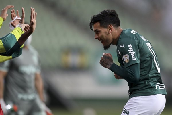 Con Gómez como capitán y goleador, Palmeiras humilla a Universitario