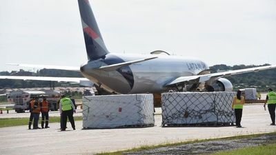 Paraguay ya pagó 31.051.348 dólares, pero apenas recibió 484.400 vacunas - Noticiero Paraguay