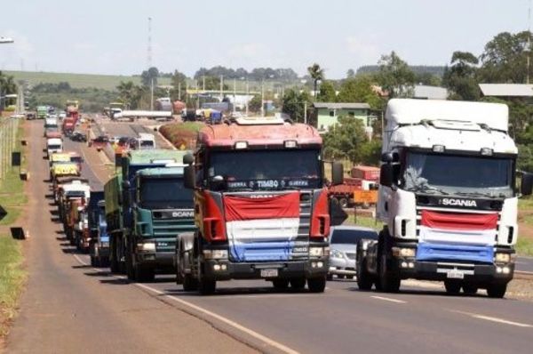 Camioneros piden que Ángel Zaracho ya no negocie con las autoridades: “Tiene amigos en el Gobierno” | Ñanduti