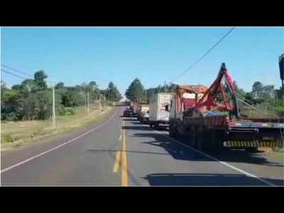 CAMIONEROS DE ITAPÚA SE SUMAN A PARO NACIONAL
