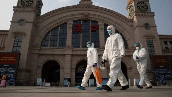 Cómo la teoría del origen del Covid en laboratorio pasó de “conspiración” a ser investigada