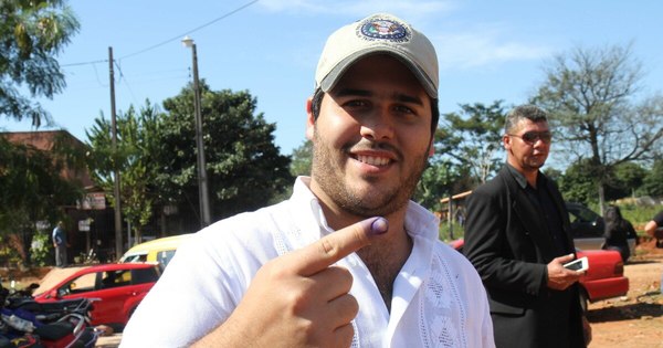 La Nación / Candidatos reiteran pedido de imputación al intendente Lucas Lanzoni