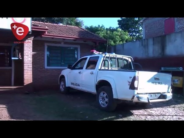 MOTOCICLISTA CAE EN CAMINO VECINAL Y SUFRE POSIBLE FRACTURA