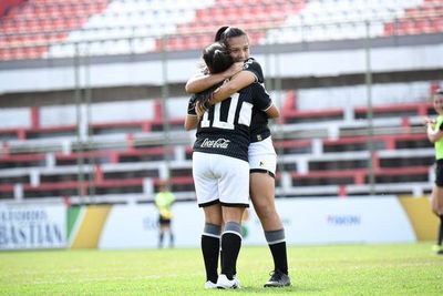 Femenino: Olimpia golea a San Lorenzo - Fútbol - ABC Color