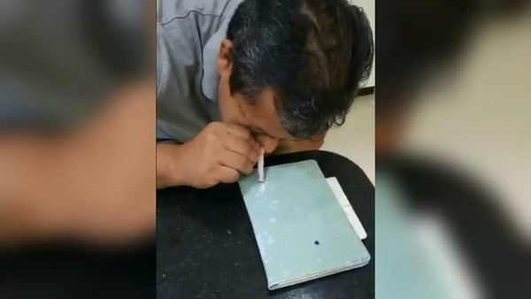 Video de papá de intendente "inhalando" armó revuelo en las redes sociales