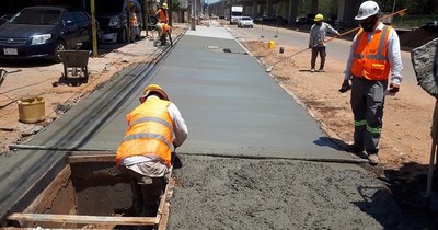 La Nación / Cambian tuberías de agua potable