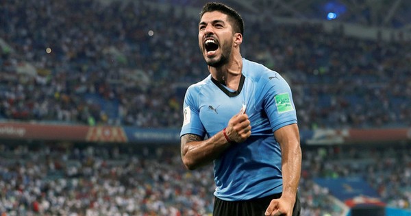 La Nación / Luis Suárez comanda la lista charrúa