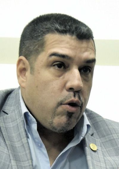 “Demasiada novela” con acción de Itaipú, dicen - Nacionales - ABC Color