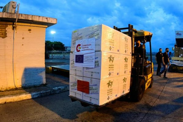 Llegan 11.500 ampollas de Midazolam y 500 dosis de Atracurio como donación de España