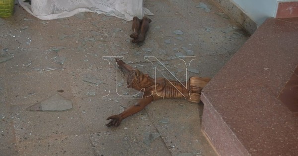 La Nación / Profanan el santuario de la Virgen de los Remedios