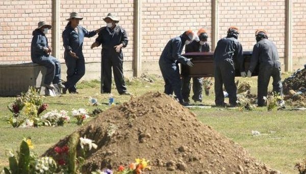 Diario HOY | Bolivia: cementerios colapsan en Cochabamba a causa de la covid-19