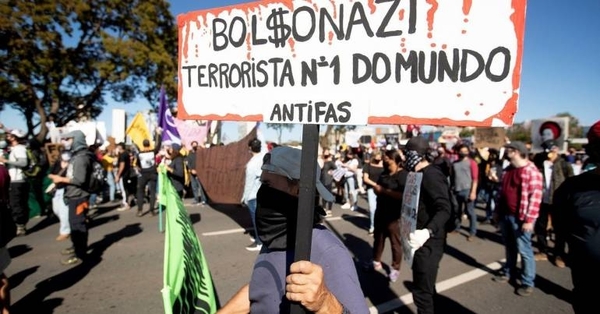 Diario HOY | Brasil se levanta contra Bolsonaro con marchas en todo el país pese a covid