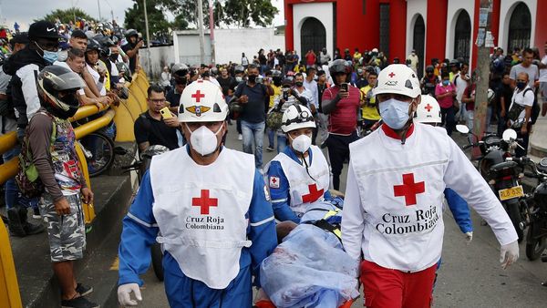 Reportan 13 muertos en ciudad colombiana de Cali en medio de las protestas