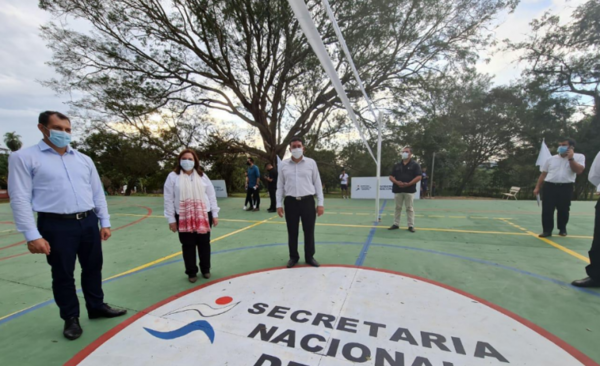 Diario HOY | Continúan las inauguraciones de plazas deportivas