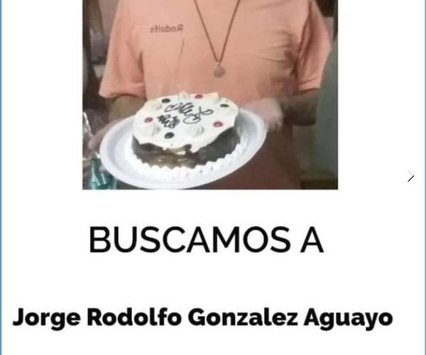 Familia desesperada busca a joven desaparecido