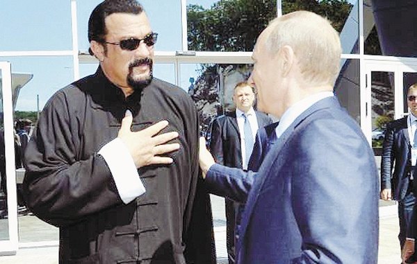 Crónica / STEVEN SEAGAL. Cómo cambió su vida