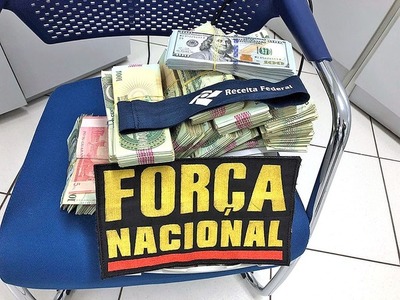 Decomisan DOLARES y GUARANIES en el Puente