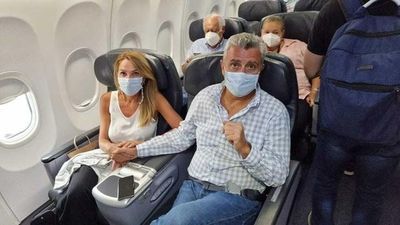 (Video) “¿Quien se baja priemro?: La rata”, escrachan a Juancho Villamayor en avión