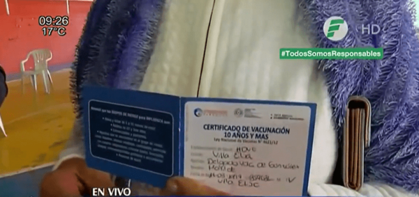 Largo camino de Doña Matilde para conseguir la segunda dosis de la vacuna anticovid | Noticias Paraguay