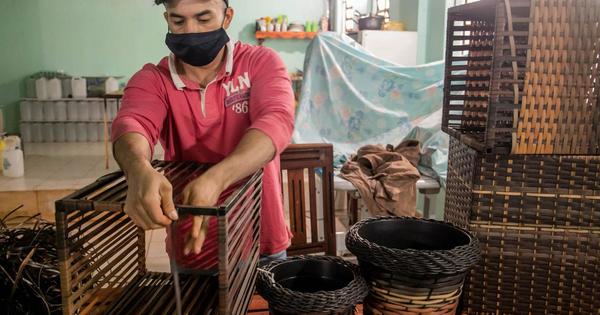 Interno aprendió a fabricar muebles de fibra y consiguió trabajo en una empresa