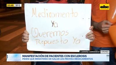 Manifestación de pacientes con Esclerosis - Periodísticamente - ABC Color