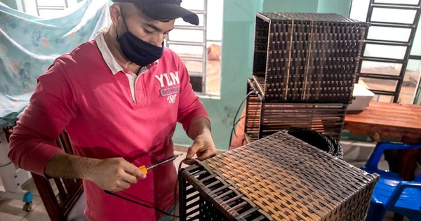 La Nación / Aprendió a fabricar muebles en penitenciaría