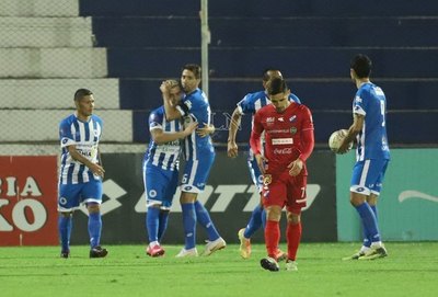 El Apertura se cerró con una atractiva igualdad entre el '12' y Nacional