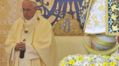 Rezo  en vivo con el Papa  y la   Basílica de Caacupé es hoy